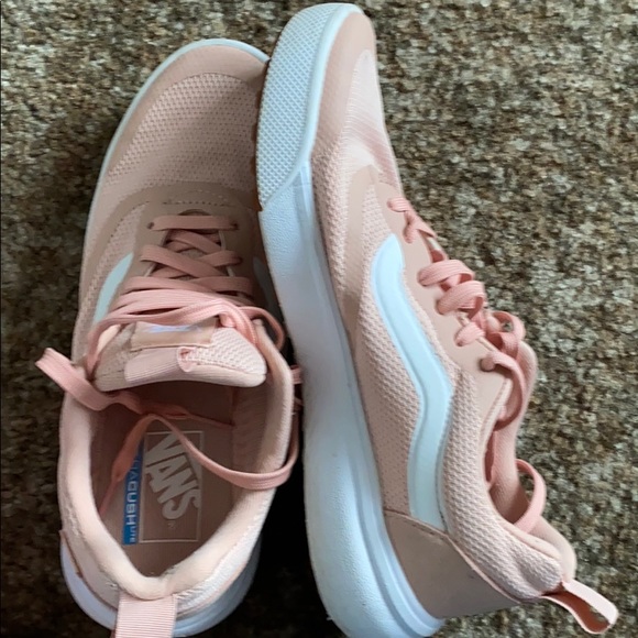 peach pink vans